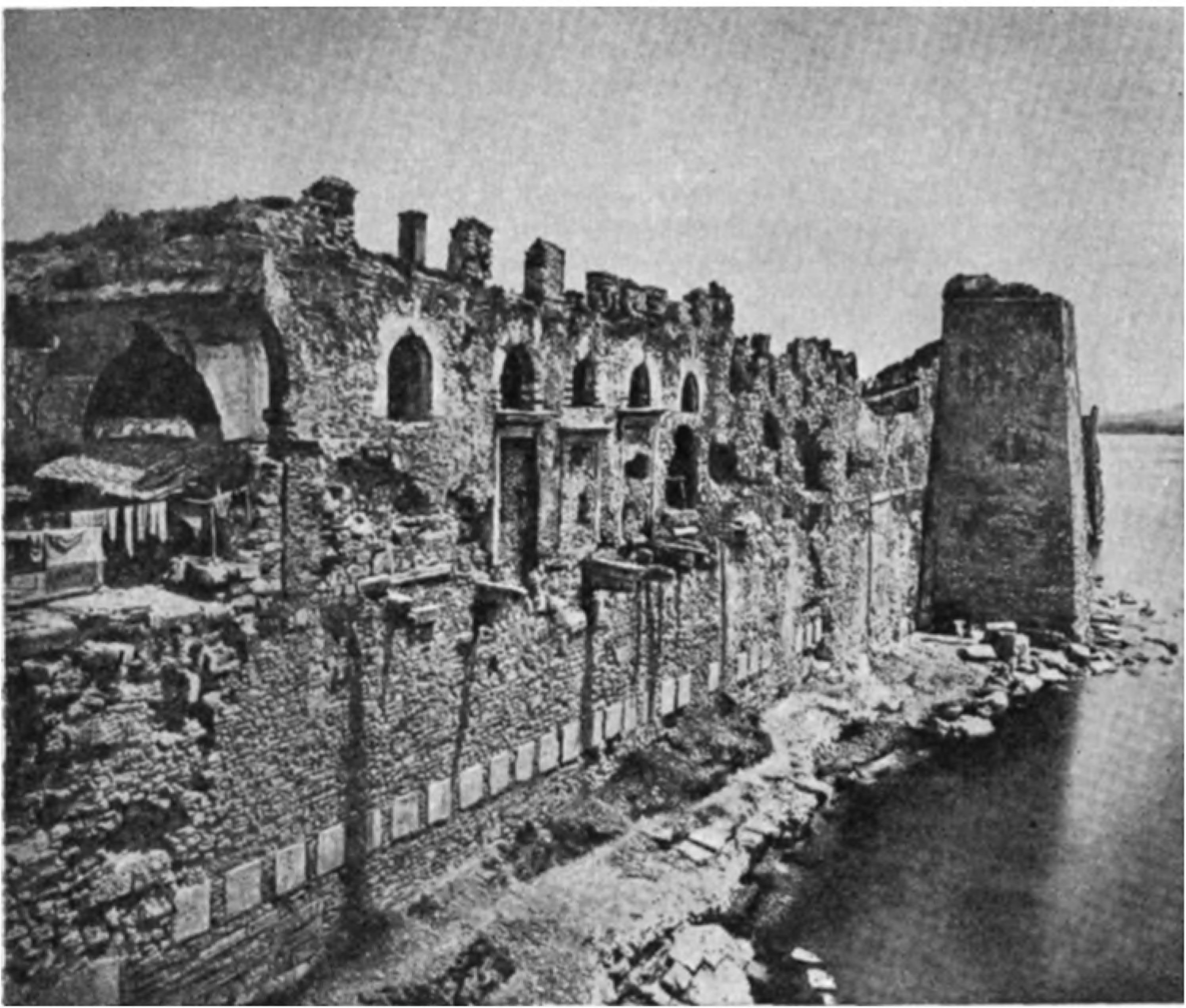 Стены Царъграда-Константинополя (совр. Стамбул)