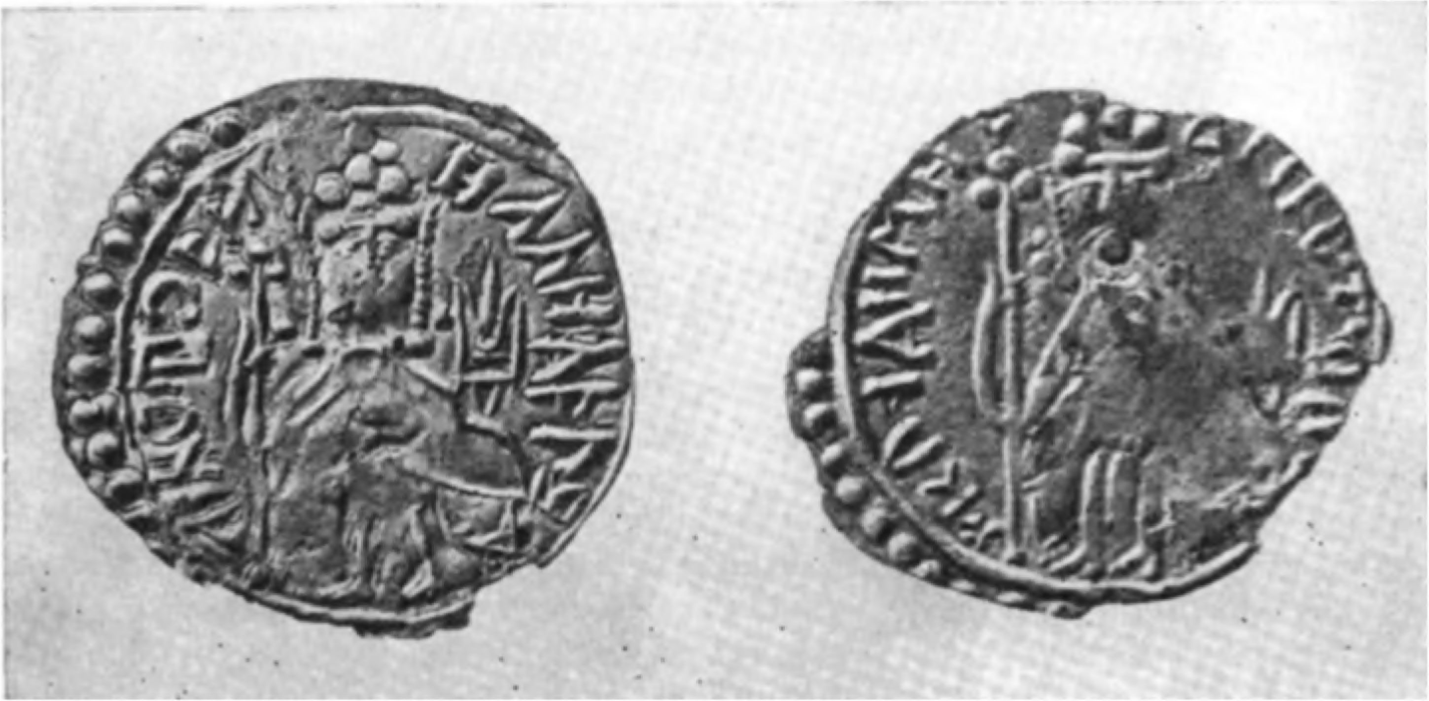 Серебряная монета князя Владимира с надписью: «Владимир на столе» (на престоле)