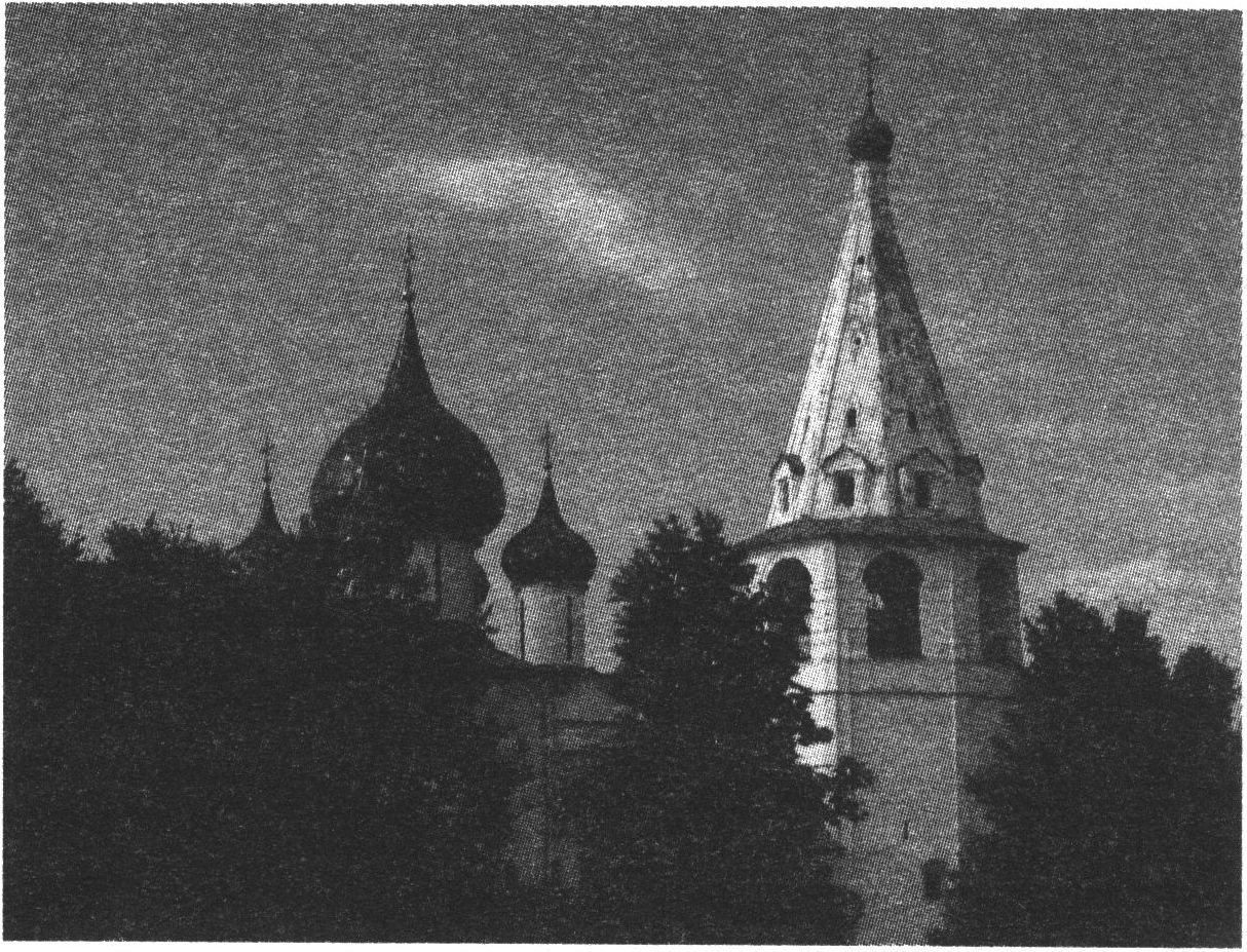 Суздальский Кремль. Рождественский собор построен в 1222 г. князем Георгием Всеволодовичем. Фото автора
