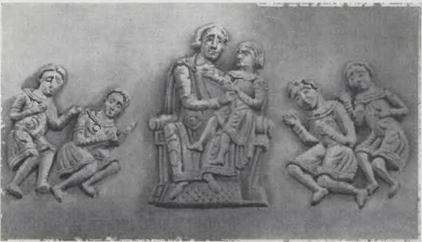 Скульптурный портрет Всеволода с сыновьями